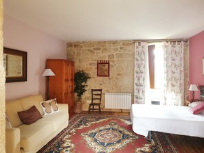 Hypo-allergenic bedding, down duvets, memory-foam beds