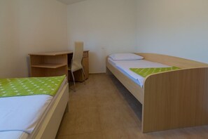 1 soverom, strykejern/-brett og wi-fi (inkludert)