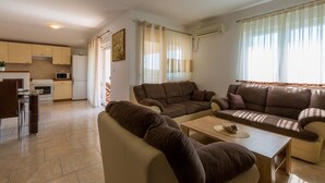 Sınıflandırılmamış resim, 27 üzerinden 5, düğme