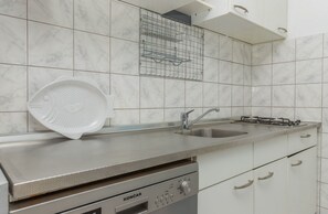 Private kitchen - Apartments Adriatic 2 (Crikvenica)