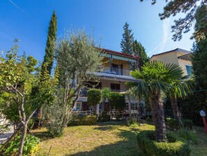 Building design - Apartments Hinic (Crikvenica)