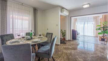 Apartment (A1) | Speisen