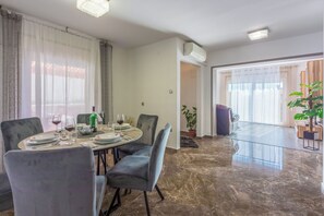 Appartement (A1) | Restauration