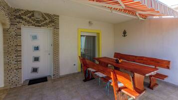 Apartment (A1) | Terrace/patio