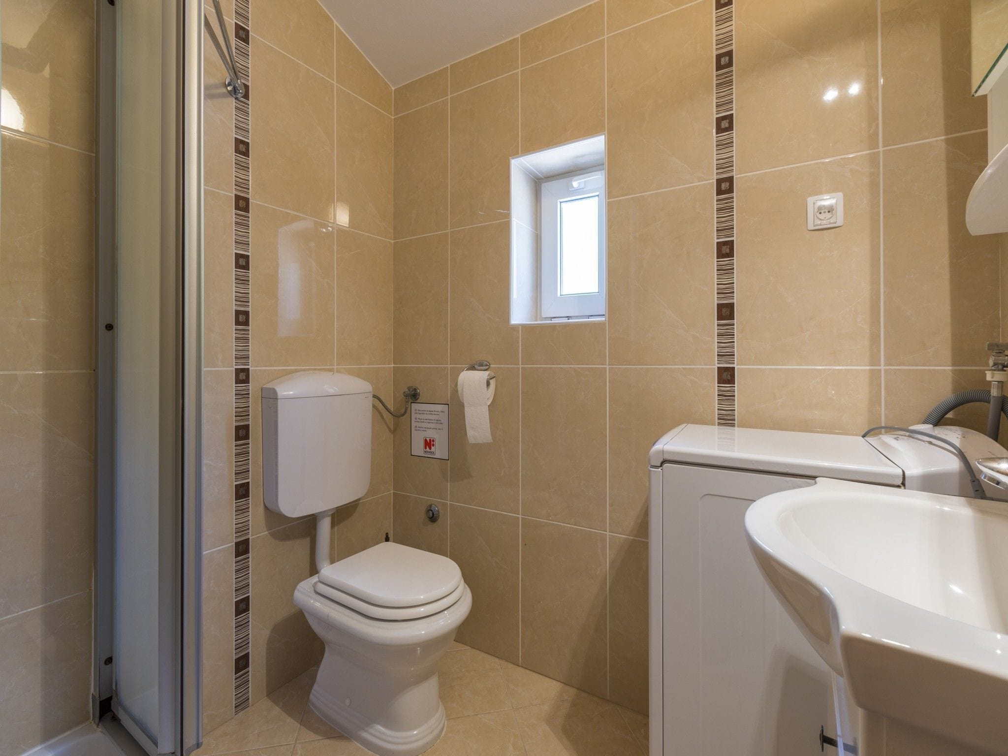 Badezimmer | Dusche, Handtücher