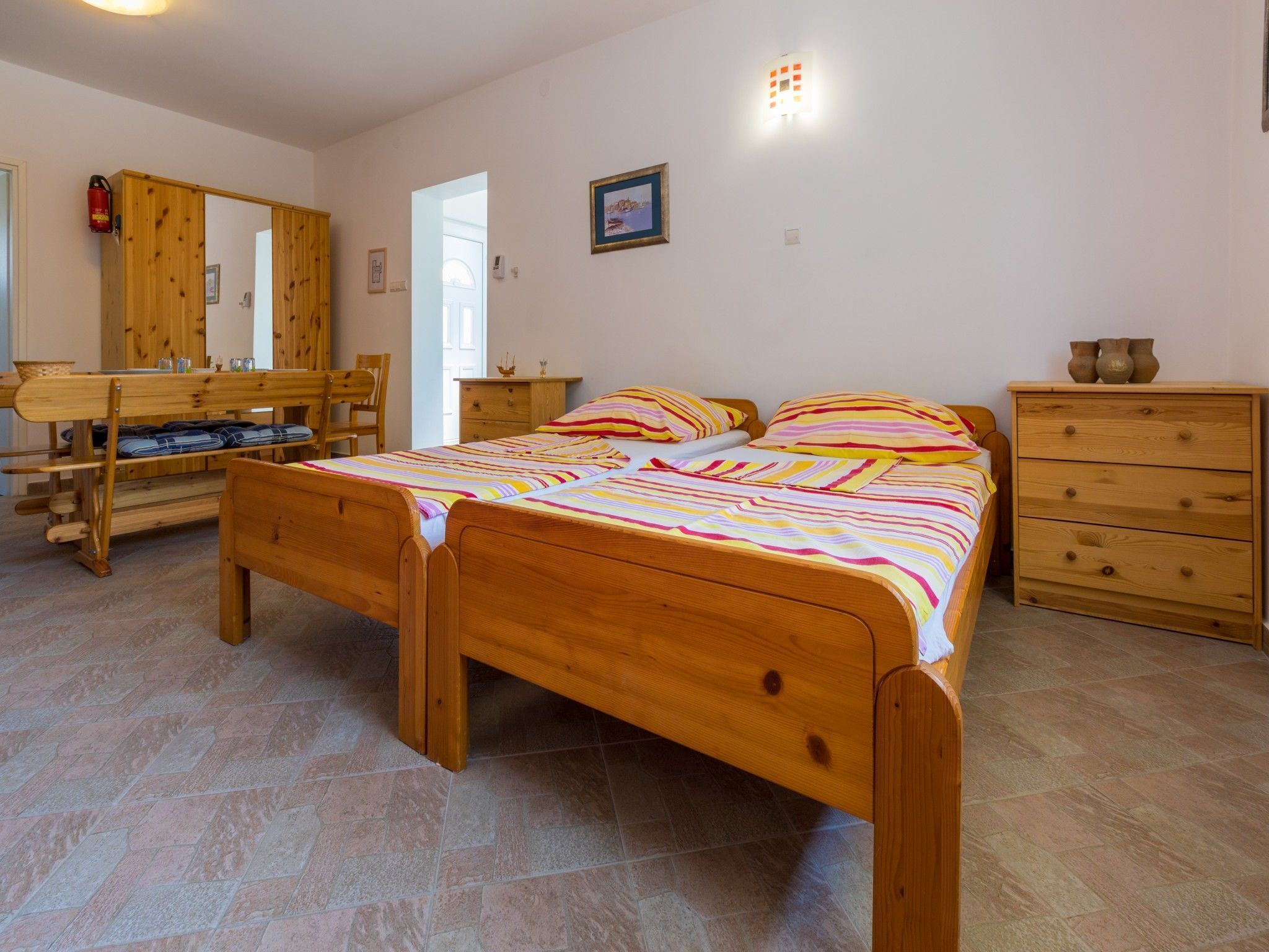 2 bedrooms, iron/ironing board