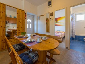 Private kitchen - Apartments Ksenija (Crikvenica)