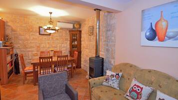 House | Living room | DVD player