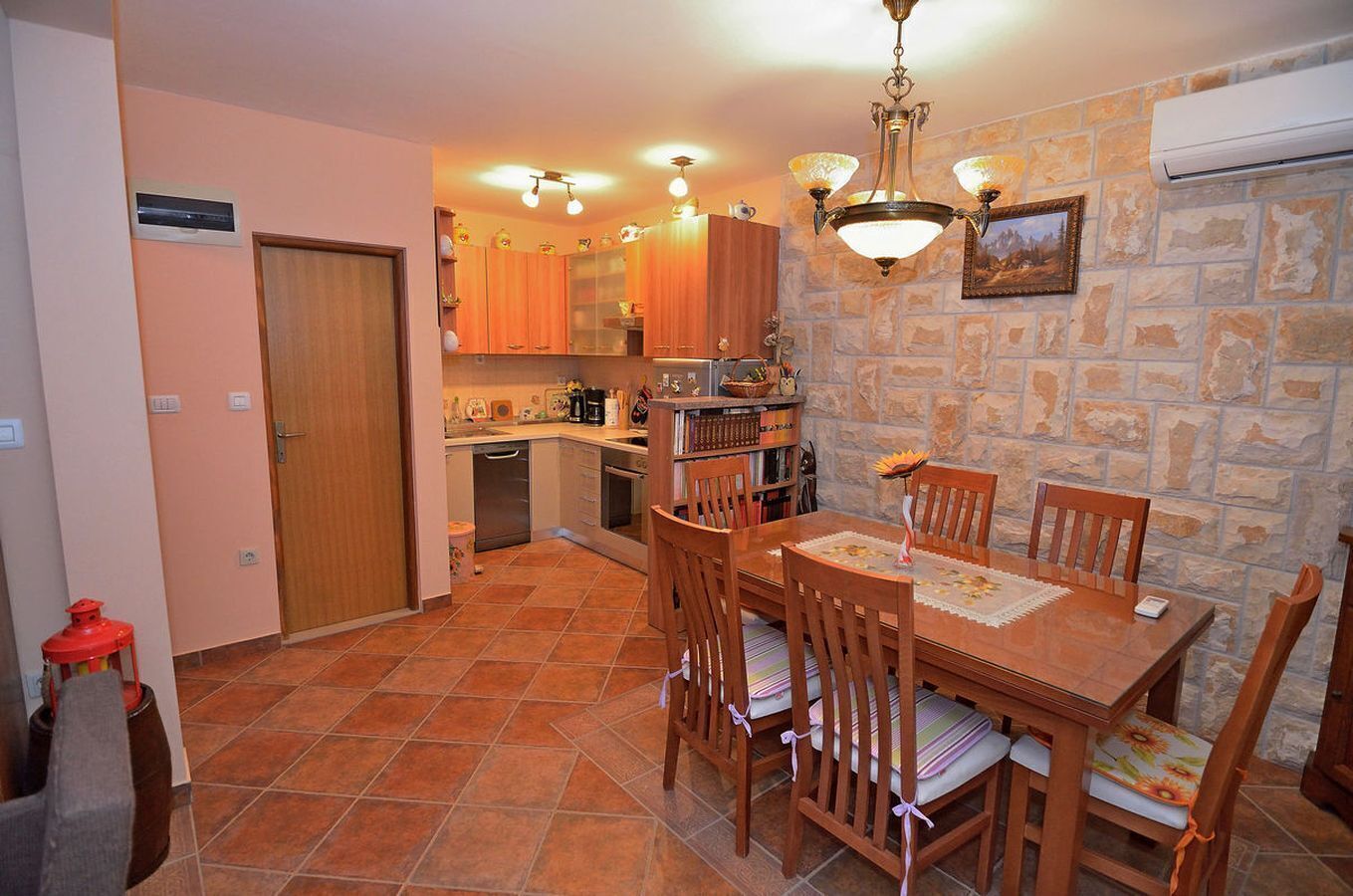 House | Private kitchen | Fridge, oven, stovetop, dishwasher