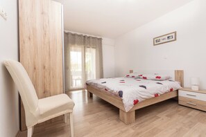 Apartment (A1)