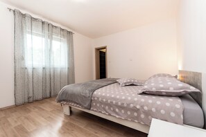 Apartment (A1) | Iron/ironing board, free WiFi