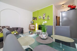 Apartment (A4) | Living room