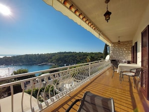Apartment (A1) | Water view