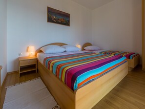 3 bedrooms, free WiFi, bed sheets - Apartments Brankica (Crikvenica)