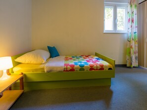 3 개의 침실, 무료 WiFi, 침대 시트