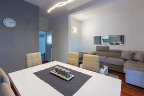 Apartment (A1) | Living room | TV - Apartment Villa Zdenka (Crikvenica)