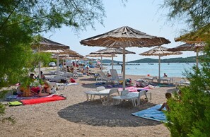 Beach - Apartment Jasna Summer Barbeque (Vodice)
