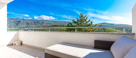 Apartment (A1) | Balcony