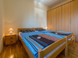 2 bedrooms, free WiFi