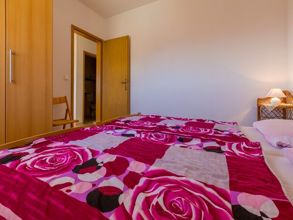 2 bedrooms, free WiFi