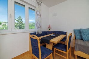 Appartement (A1) | Restauration