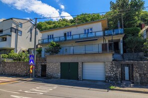 Building design - Apartment Regan (Crikvenica)