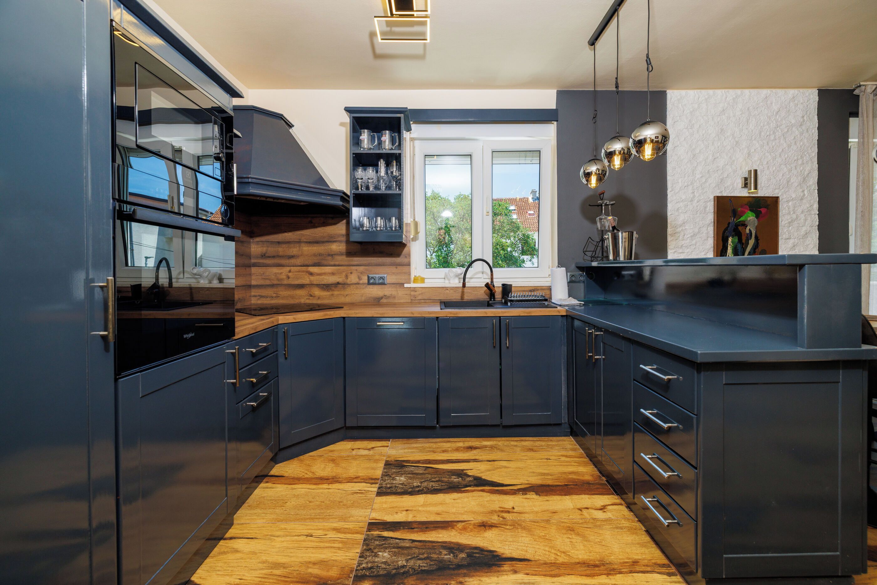 Apartment (A5) | Private kitchen | Espresso maker, fridge, microwave, stovetop