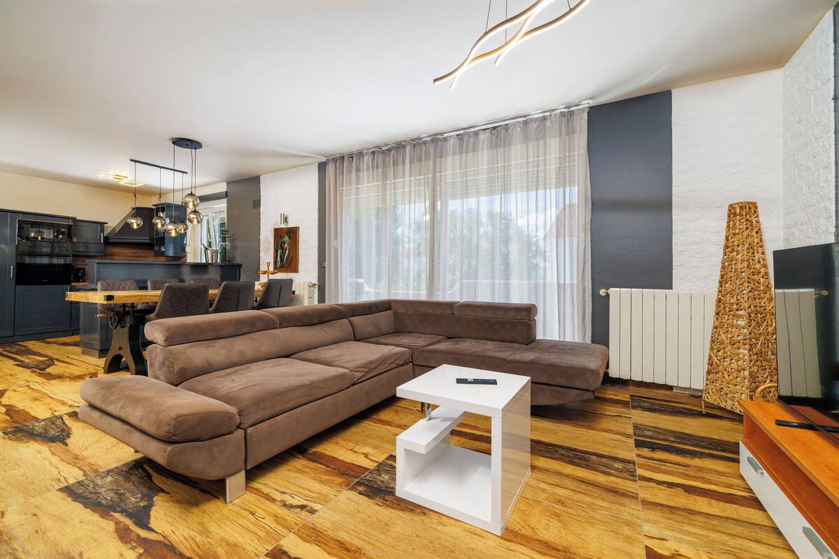 Apartment (A5) | Living room