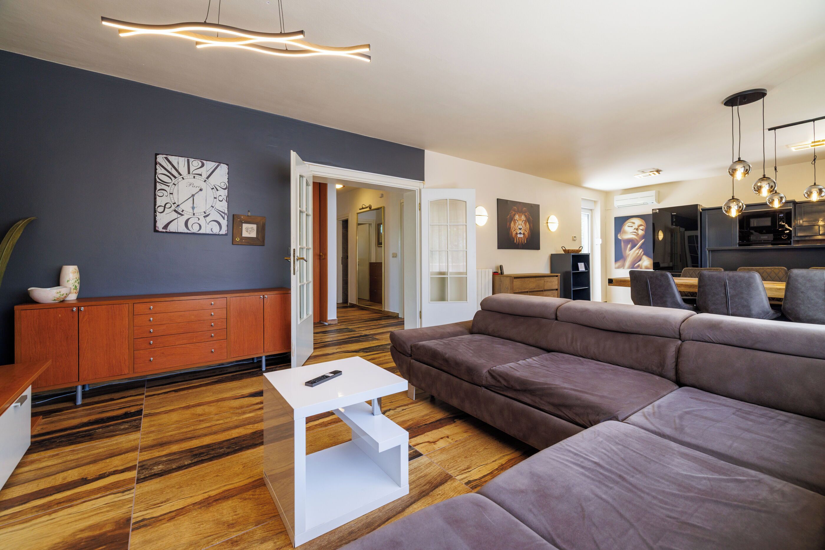 Apartment (A5) | Living room