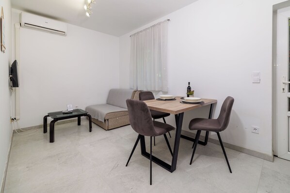 Apartment (A2) | Wohnzimmer