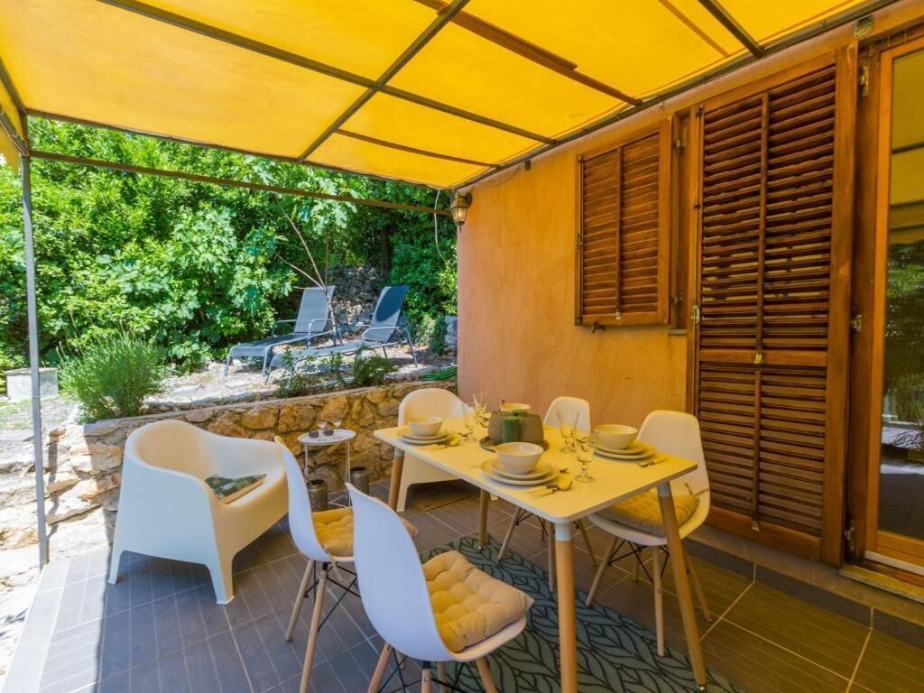 Apartment (A1) | Innenhof