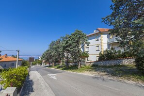 Exterior - Apartment Helena (Crikvenica)