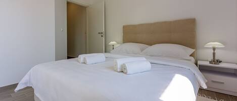 4 개의 침실, 무료 WiFi, 침대 시트