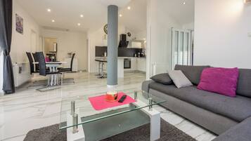Apartment (A3) | Living room