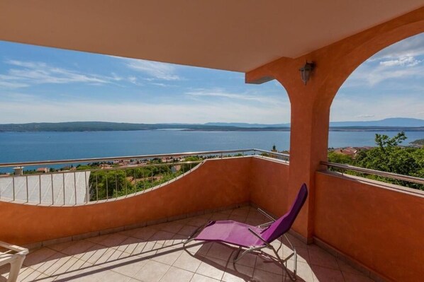 Apartment (A2) | Terrace/patio