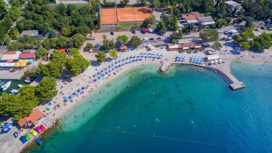 Apartments Djusi
