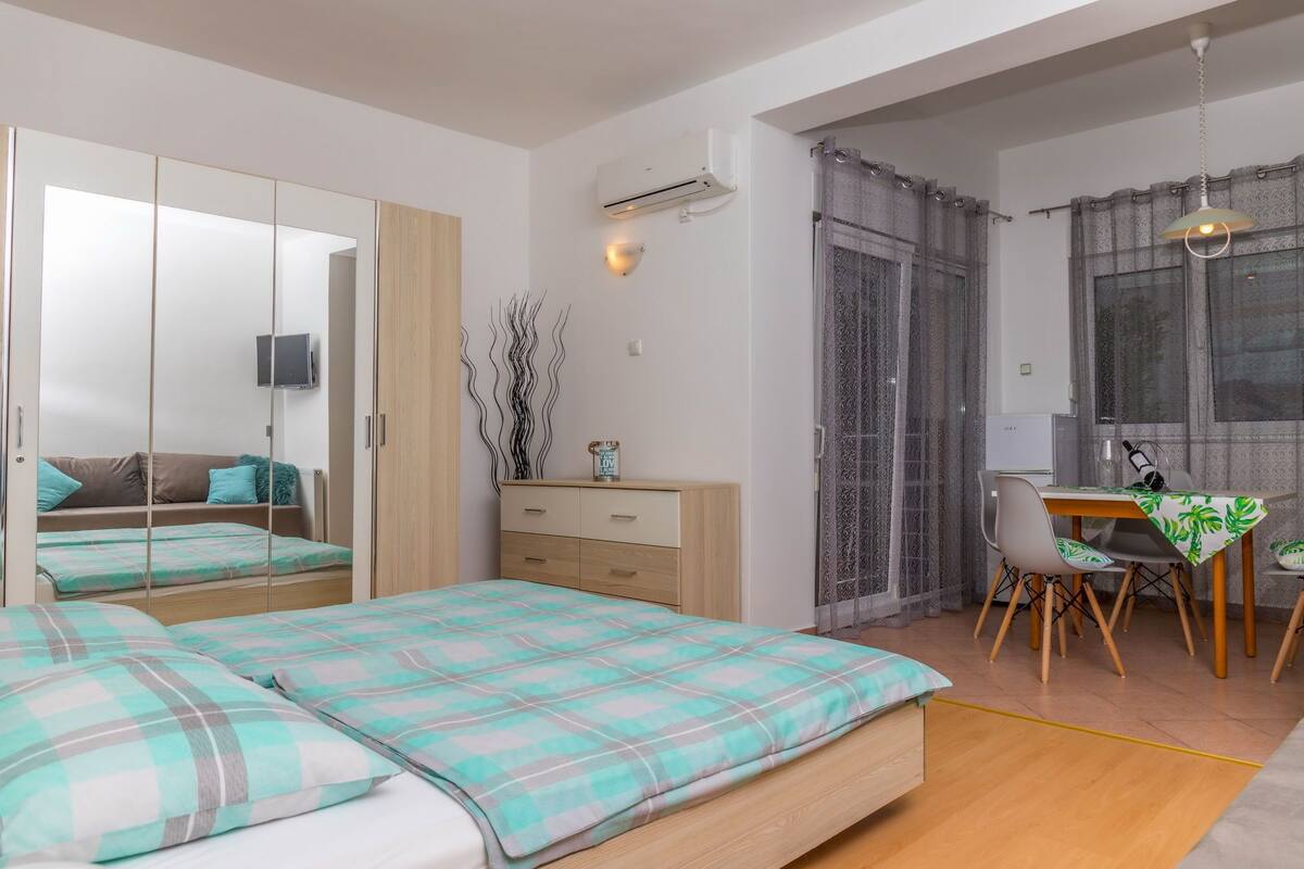 7 bedrooms, WiFi (free)