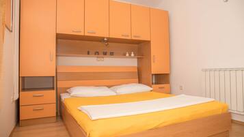 7 bedrooms, free WiFi