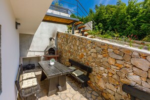 BBQ/picnic area - House Linda 2 (Crikvenica)