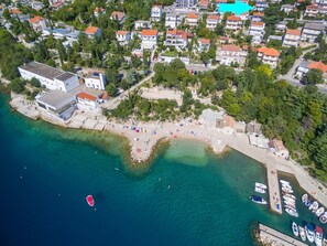 Beach - Apartments Alenka (Crikvenica)