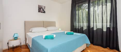 Wi-Fi gratuit, draps fournis