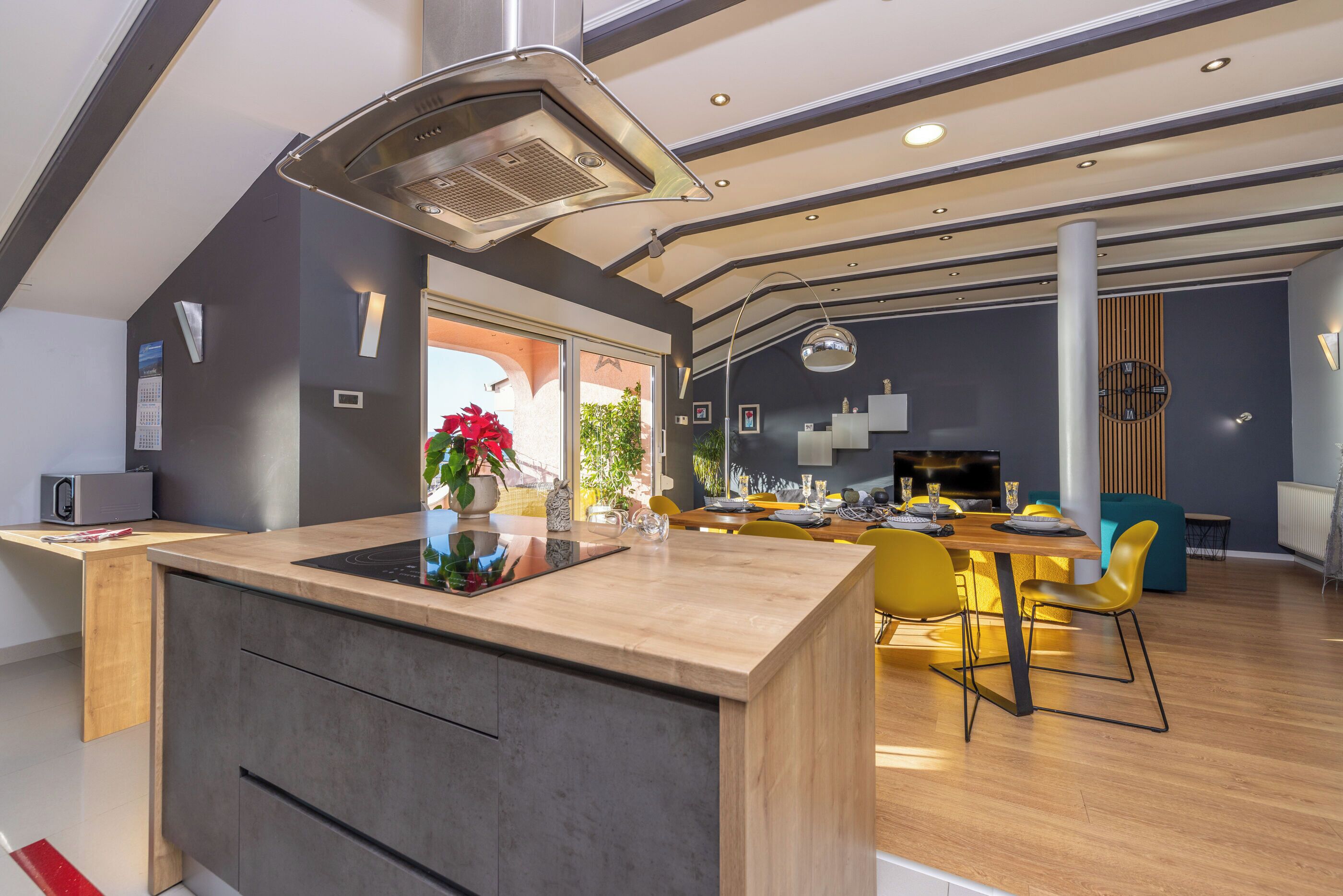 Apartment (A3) | Private kitchen | Fridge, oven, stovetop, dishwasher