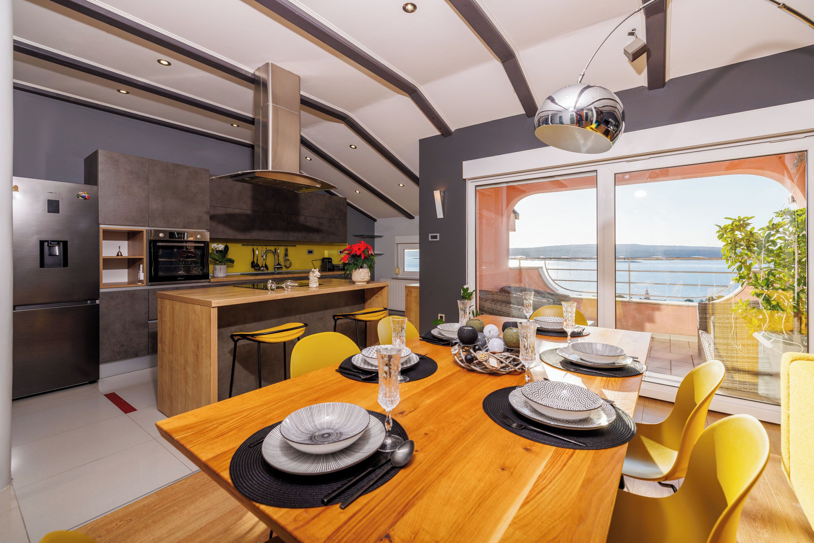 Apartment (A3) | Private kitchen | Fridge, oven, stovetop, dishwasher