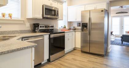 Waterfront Apartment, 2nd floor unit