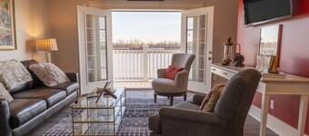 Waterfront Apartment, 2nd floor unit