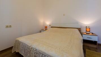 Caja de seguridad en la habitación y wifi gratis