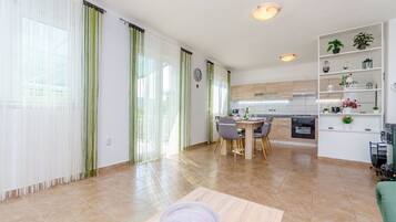 Apartment (A1) | Speisen