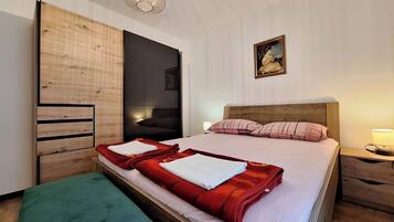 Apartment (A3) | 4 bedrooms, free WiFi