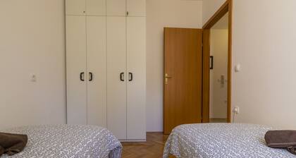 Apartment Color Green