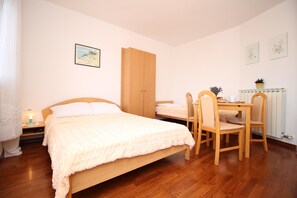 1 Schlafzimmer, kostenloses WLAN